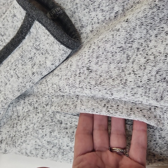 Banana Republic Gray Oversized Open Front Cardigan Jacket. Size M - Picture 5 of 8